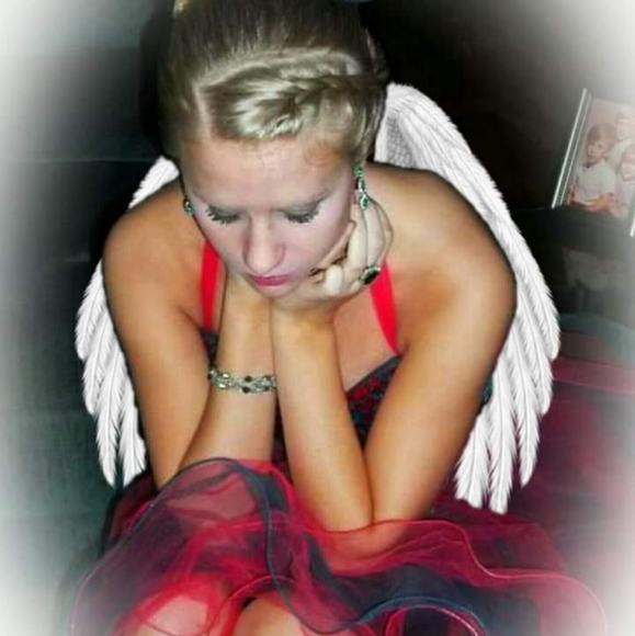 Meet your Posher, Jess - Picture 8 of 8